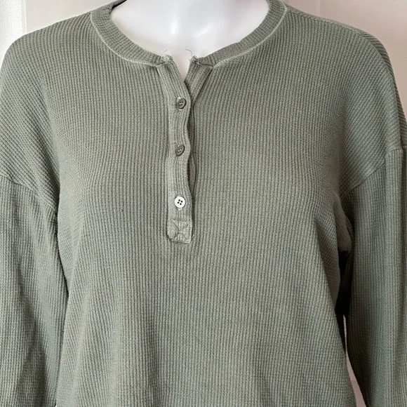 Stateside Waffle Knit Boxy Henley - Picture 2 of 8